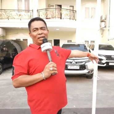 Cerita Umar Kei Punya 24 Anak dari 3 Istri, Hidup Akur di Klaster Mewah