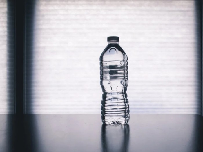 Botol air mineral /Foto: Pexels/Steve Johnson