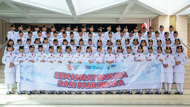 PT Bank Rakyat Indonesia (Persero) melalui aktivitas Tanggung Jawab Sosial Lingkungan (TJSL) BRI Peduli memberikan apresiasi kepada 76 Paskibraka Tingkat Pusat.