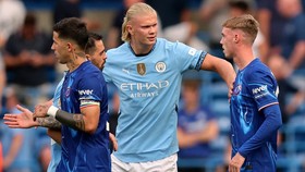 Momen Haaland Ribut dengan Enzo di Chelsea vs Man City