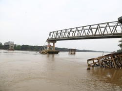 Tinjau Jembatan Lalan, Pj Gubernur Akan Kaji Biaya Perbaikan oleh Perusahaan