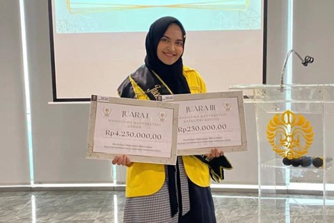 meraih-beragam-penghargaan-gemilang-foto-instagramcomshakiraamirah