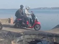 Kerusakan Jalan Petta Unga Parepare Makin Parah, Kini Nyaris Ambruk