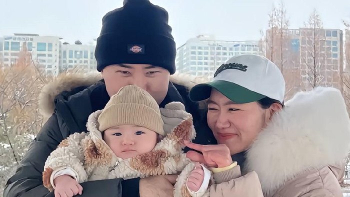 Safira dan Lee Donghae