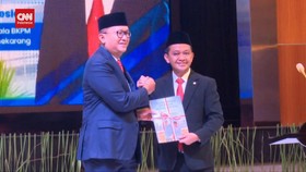 VIDEO: Rosan Roeslani Puji Bahlil Saat Sertijab Menteri Investasi