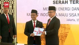 VIDEO: Bahlil Sentil Bos Pertamina Saat Sertijab Menteri ESDM