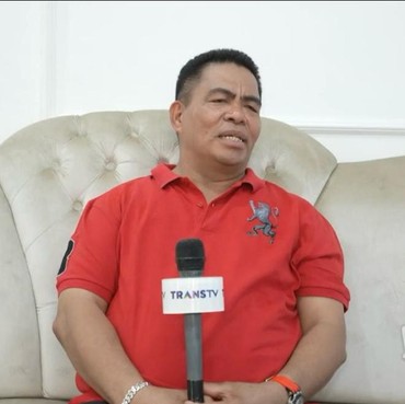 Izinkan Poligami, Istri Pertama Jadi Saksi Pernikahan Kedua Umar Kei