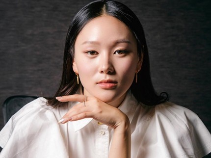5 Fakta Yerin Ha Artis Keturunan Korea yang Perankan Kekasih Benedict di Bridgerton Season 4