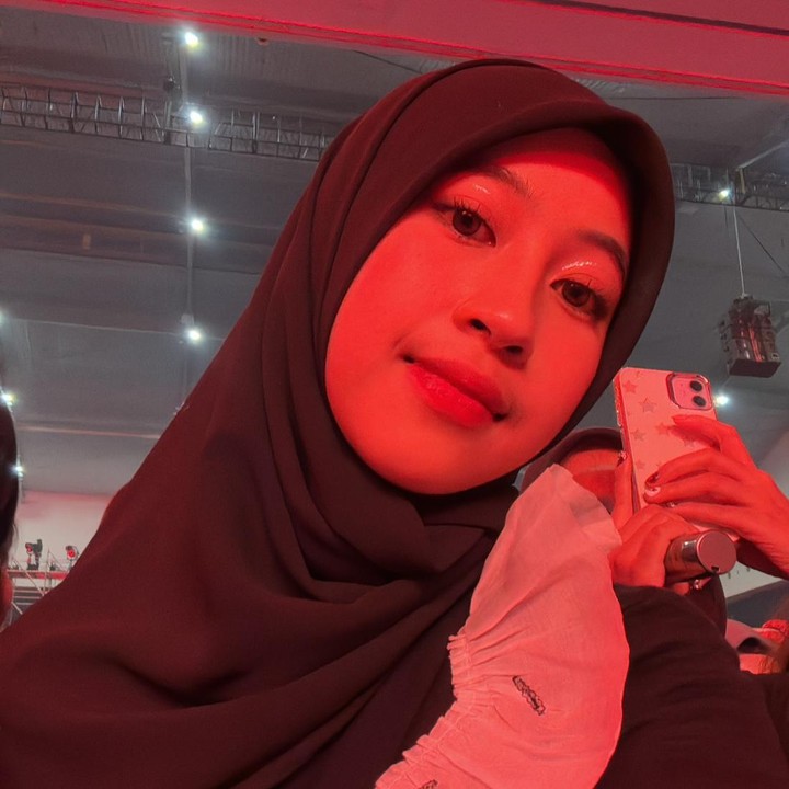 <p>Adiba Khanza membagikan momen ketika menghadiri konser boyband Korea Selatan favoritnya, ENHYPEN. Konser tersebut digelar selama dua hari pada 17-18 Agustus 2024 di ICE BSD Tangerang. (Foto: Instagram @adiba.knza)</p>