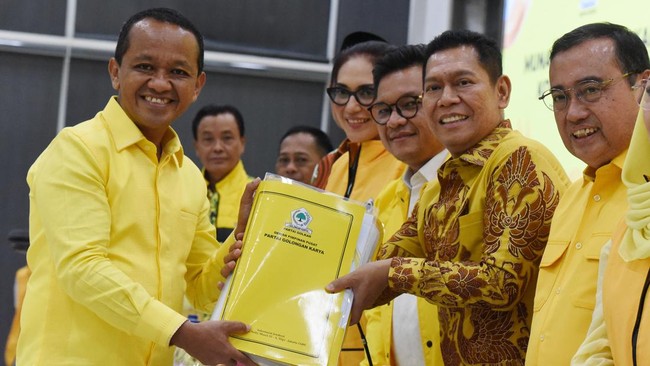 Bahlil Lahadalia bakal ditetapkan sebagai Ketua Umum Partai Golkar dalam Musyawarah Nasional (Munas) XI Partai Golkar di JCC, Senayan, Rabu (21/8) hari ini.