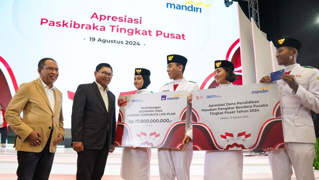 Bank Mandiri Beri Apresiasi Senilai Rp485 Juta untuk Paskibraka Pusat