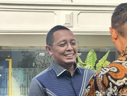 Istana soal Isu Jokowi Jadi Ketua Wanbin Golkar: Tanya Orang-orang Politik