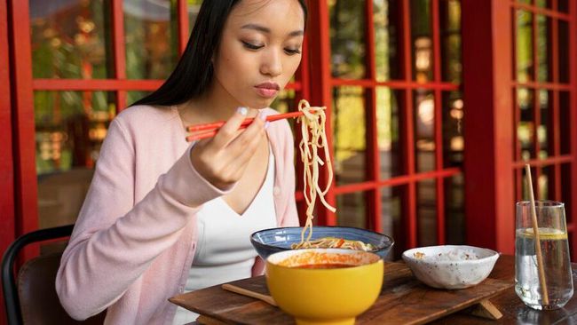 Berapa Batas Aman Mengonsumsi Makanan Pedas? Ini Jawaban dan Tipsnya...