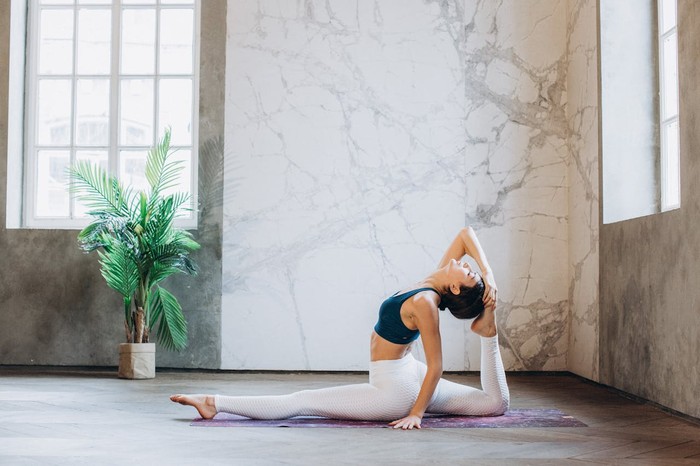 Ilustrasi yoga / Foto: Pexels.com/Elina Fairytale