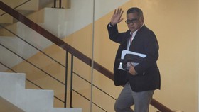 FOTO: Hasto Datangi KPK Guna Diperiksa terkait Kasus DJKA