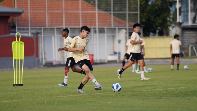 Pemuda Australia Asal Indonesia, Mathew Baker, Membela Merah Putih Bersama Timnas U-17