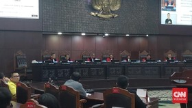 MK Kabulkan Sebagian Uji Materi UU Ciptaker yang Digugat Aliansi Buruh