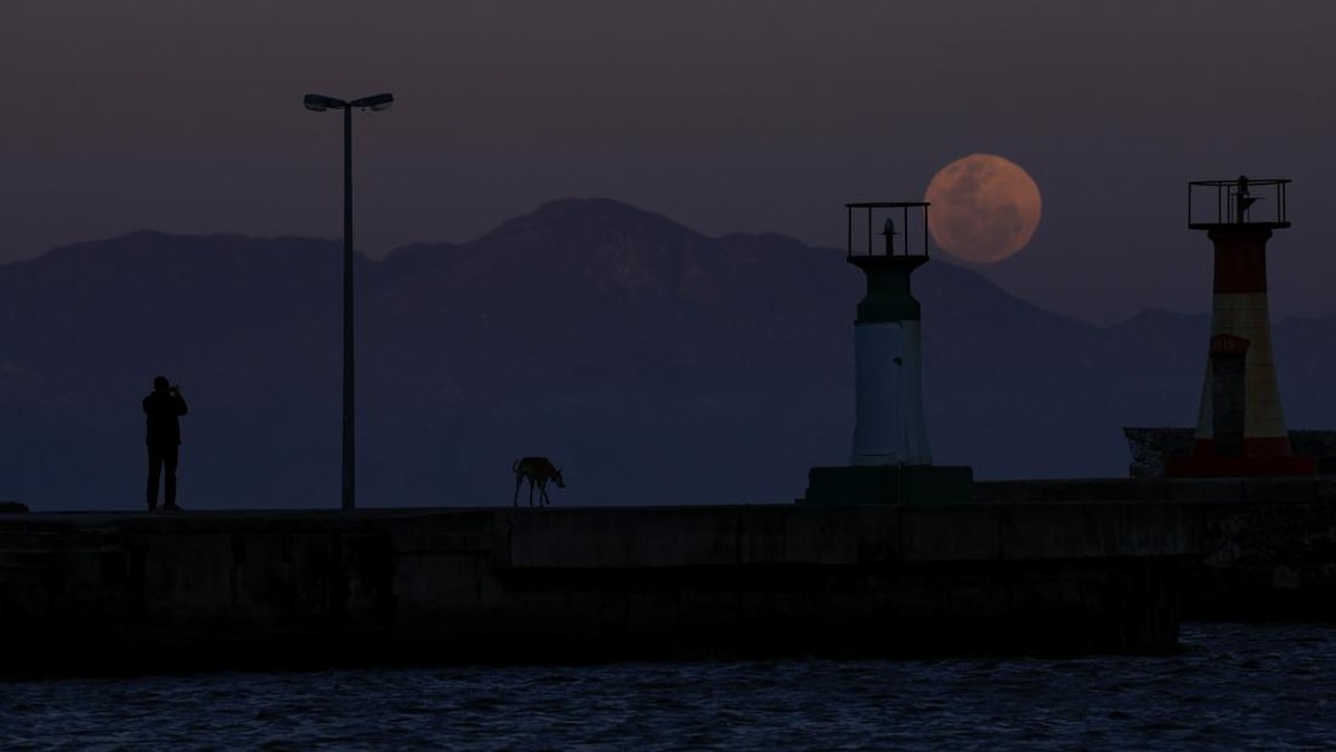 Bulan Menjauh dari Bumi, Manusia akan Rasakan Dampaknya