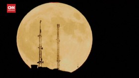 VIDEO: Indahnya Penampakan Blue Moon di Portugal dan Spanyol