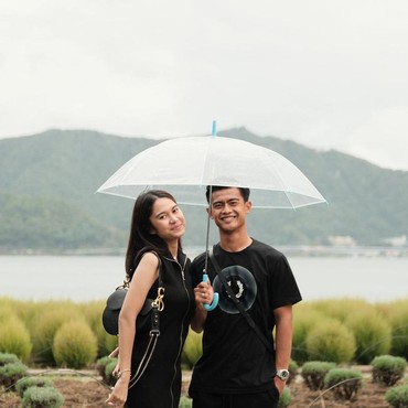 Salim Akui Selingkuh, Azizah Salsha: Rumah Tangga Saya Tak Terganggu