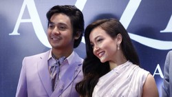 Saling Puji Arbani Yasiz dan Megan Domani di Film 'Azzamine'