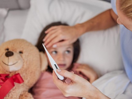 10 Daun yang Bisa Menurunkan Demam Anak dan Cara Mengolahnya