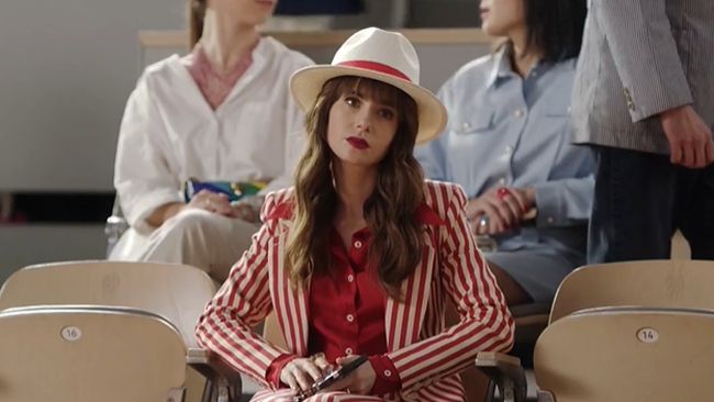 Intip Gaya Kece Emily di Serial Emily In Paris Season 4 Episode 1 dan 2