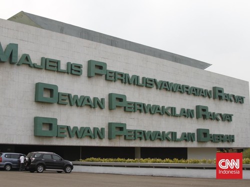 DPR: Pemisahan Pemilu Sulit Diterapkan, Muncul Opsi Amendemen UUD