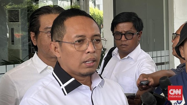 Istana Kepresidenan merespons rumor Sekretaris Kabinet (Seskab) Pramono Anung diusung PDIP maju menjadi calon gubernur di Pilgub Jakarta.