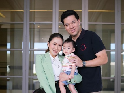 7 Potret Paetongtarn Shinawatra, PM Termuda Thailand Bersama Suami dan Kedua Anak