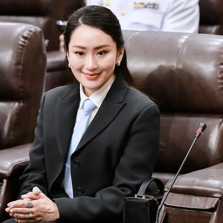 <p>Paetongtarn Shinawatra dilantik sebagai Perdana Menteri baru Thailand. Ia menjadi PM termuda Thailand di usia yang masih 37 tahun, Bunda. (Foto: Instagram @ingshin21)</p>