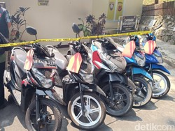 Penampakan 16 Motor Barang Bukti Sindikat Curanmor di Bogor
