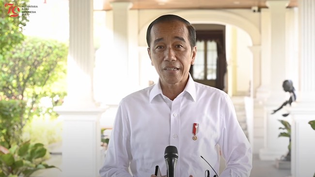 Pihak Istana meluruskan maksud pidato Presiden Jokowi nan menyinggung ada pihak datang beramai-ramai dan pergi meninggalkan ketika hendak pergi.