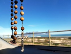 Susunan Doa Rosario Hari Sabtu, 24 Mei 2025: Peristiwa Gembira