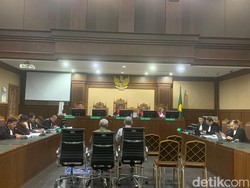 Direktur Smelter Swasta Didakwa Terima Rp 4,5 T di Kasus Korupsi Timah