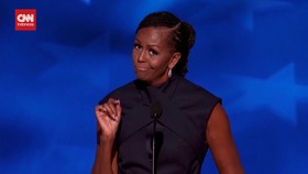VIDEO: Momen Michelle Obama Sindir Sikap Rasis Trump saat Pidato