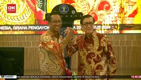 VIDEO: Yasonna Laoly Resmi Serahkan Jabatan Menkumham ke Supratman