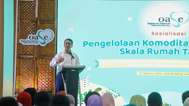 Menteri Pertanian Andi Amran Sulaiman menyatakan bahwa pengelolaan komoditas hortikultura melalui program Pekarangan Pangan Lestari (P2L)