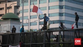 20 Orang Dilaporkan Ditangkap saat Demo Tolak RUU Pilkada di DPR