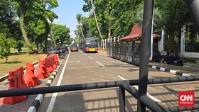 Momen Rantis Water Cannon-Raisa Bersiaga di Demo Mahasiswa dan Buruh