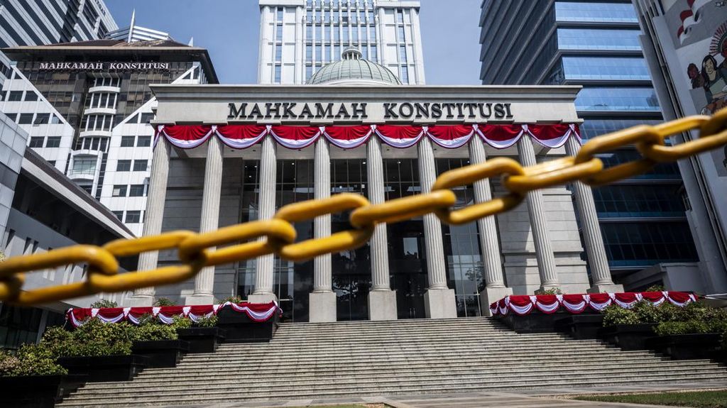 Pasal Hina Presiden hingga Zina di KUHP Baru Digugat ke MK