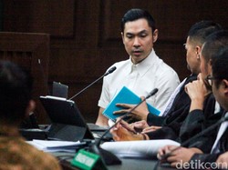 Harvey Moeis Pasang Badan Demi Sandra Dewi