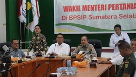 Wamentan Pastikan Program Optimasi Lahan di Sumsel Berjalan Lancar