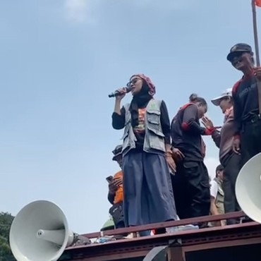 Putri Ikang Fawzi Ikut Demo di DPR, Bikin Satu Keluarga Panik