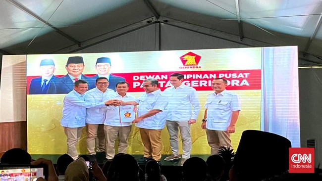 KIM memutuskan memasangkan Ahmad Luthfi dengan politikus PPP Taj Yasin di Pilgub Jateng 2024.