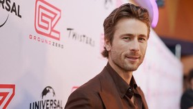 Glen Powell Tolak Gagasan untuk Jadi James Bond