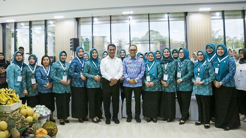 Penjabat Gubernur Sulawesi Selatan (Pj Gubernur Sulsel), Zudan Arif Fakrulloh memberikan apresiasi tinggi terhadap kinerja Menteri Pertanian (Mentan)