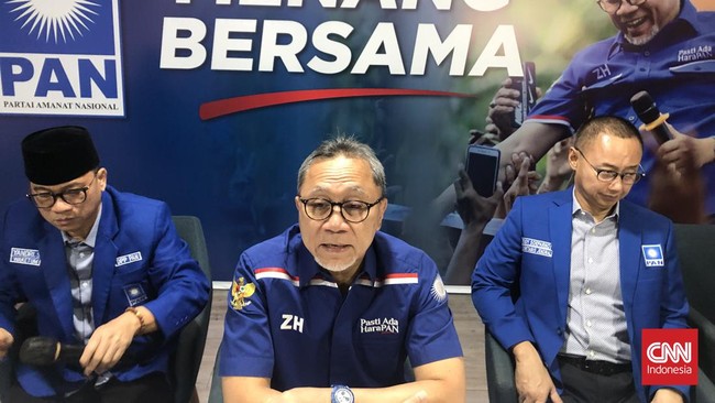 Zulkifli Hasan resmi ditetapkan sebagai Ketua Umum PAN periode 2024-2029 dalam Kongres Ke-VI PAN di Hotel Kempinski, pada Jumat (23/8) malam.