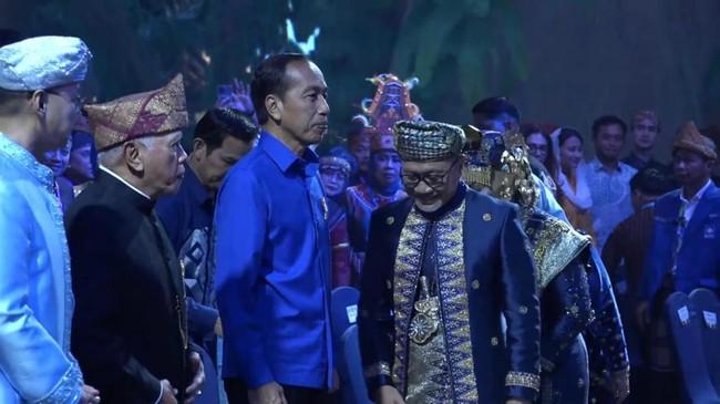 Jokowi mengaku tak akan, bahkan tidak berfikir, untuk mengeluarkan Perppu Pilkada pascaputusan MK.