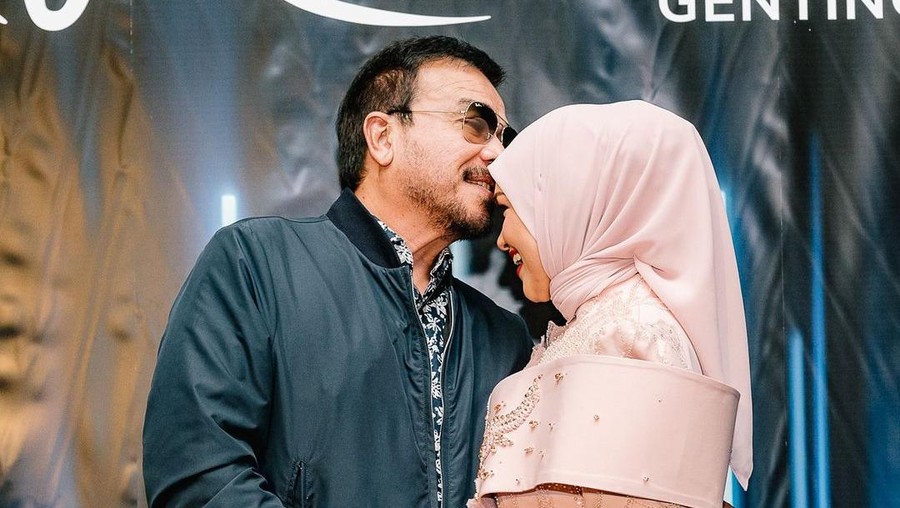 Siti Nurhaliza rayakan hari jadi pernikahan dengan Datuk Khalid.